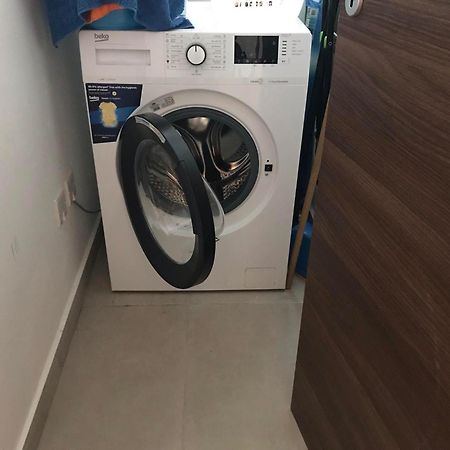 Centrally Located, Well Equipped, Stylish Flat. San Pawl il-Baħar Eksteriør bilde