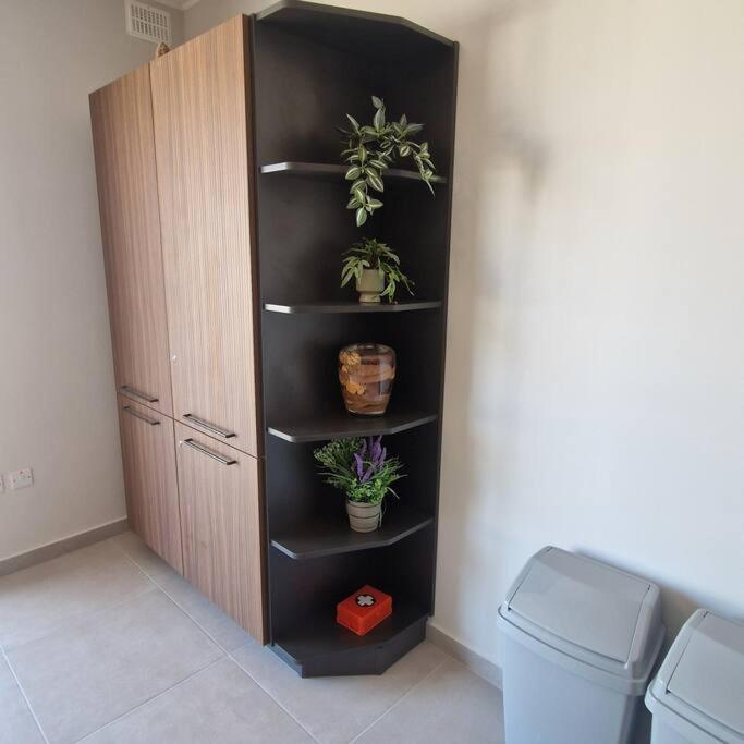Centrally Located, Well Equipped, Stylish Flat. San Pawl il-Baħar Eksteriør bilde
