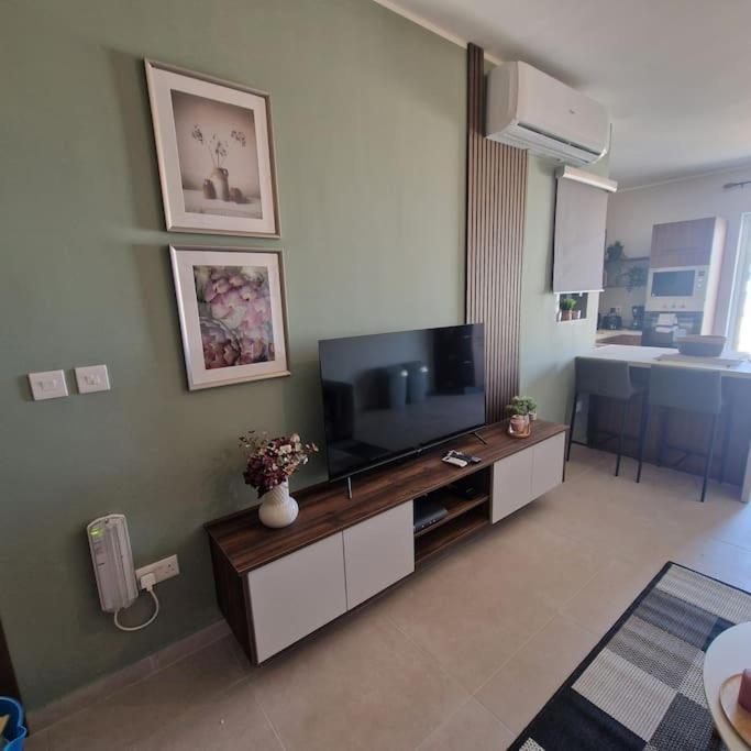 Centrally Located, Well Equipped, Stylish Flat. San Pawl il-Baħar Eksteriør bilde