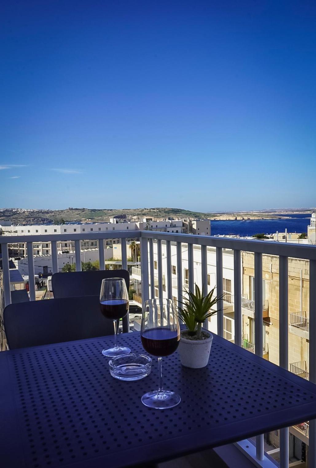 Centrally Located, Well Equipped, Stylish Flat. San Pawl il-Baħar Eksteriør bilde