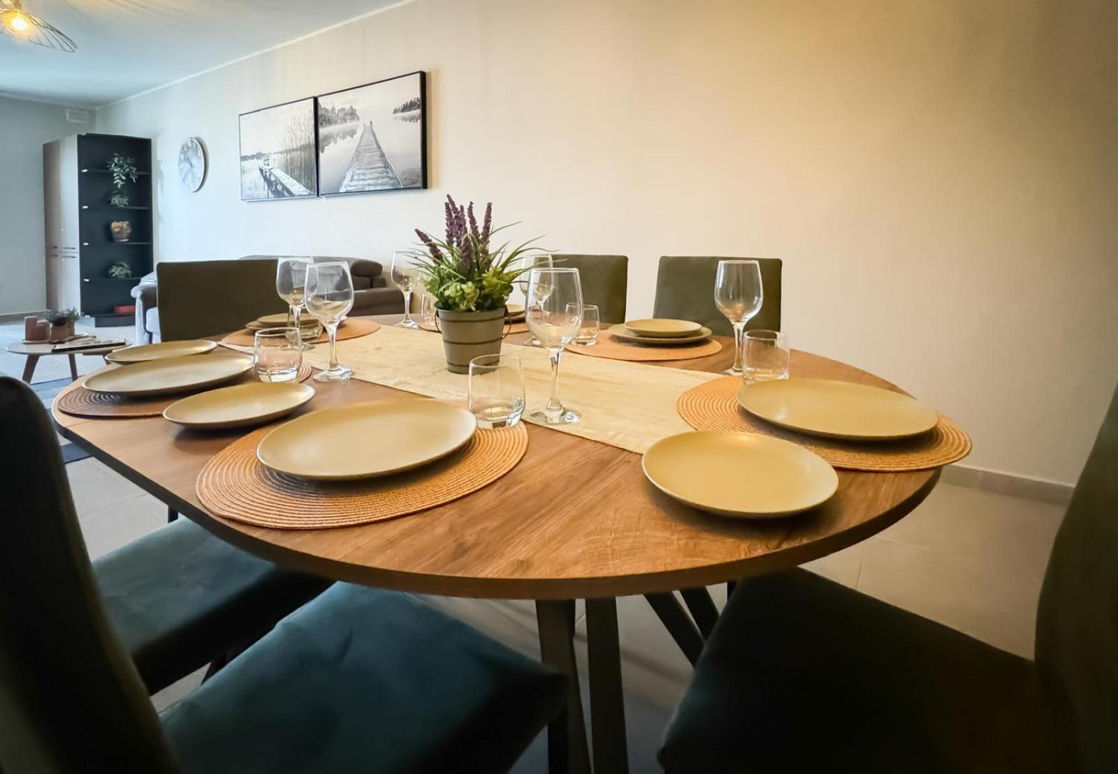 Centrally Located, Well Equipped, Stylish Flat. San Pawl il-Baħar Eksteriør bilde