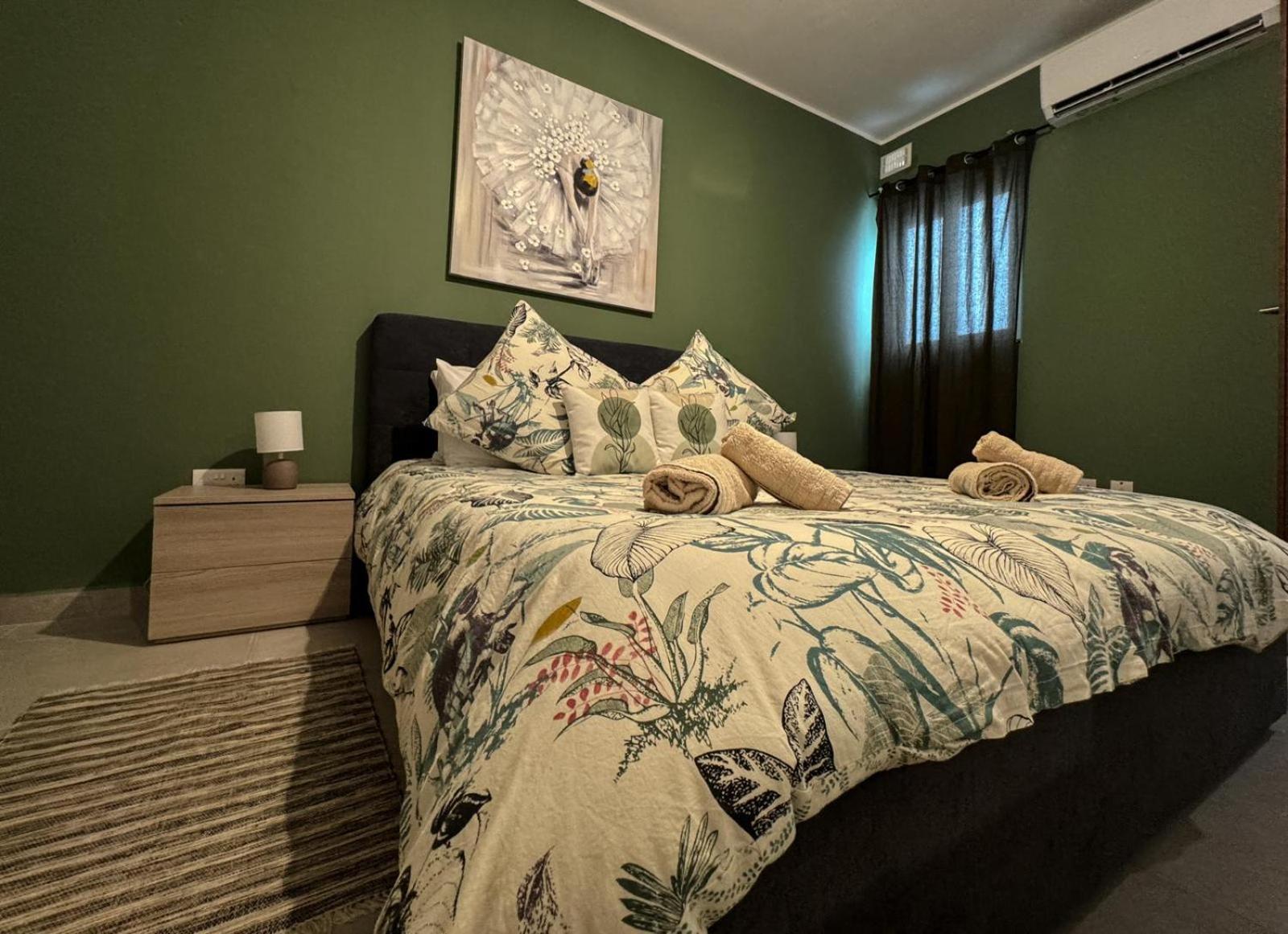 Centrally Located, Well Equipped, Stylish Flat. San Pawl il-Baħar Eksteriør bilde