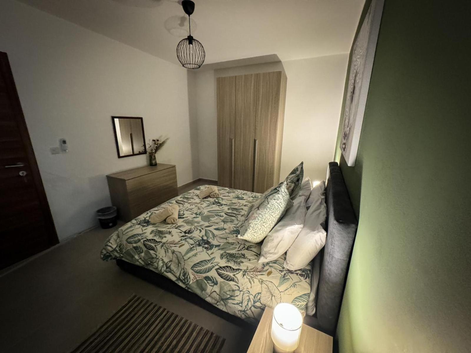 Centrally Located, Well Equipped, Stylish Flat. San Pawl il-Baħar Eksteriør bilde