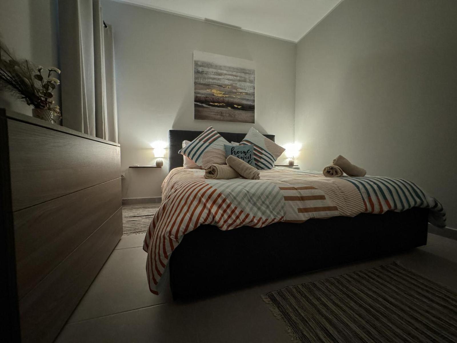 Centrally Located, Well Equipped, Stylish Flat. San Pawl il-Baħar Eksteriør bilde
